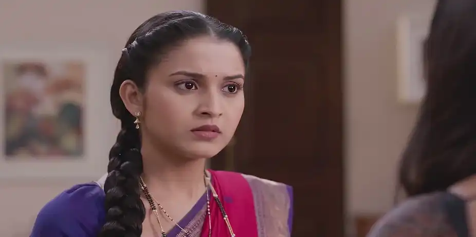Maya Tells Meera about Her Relationship with Ambika - Tula Japnar Aahe