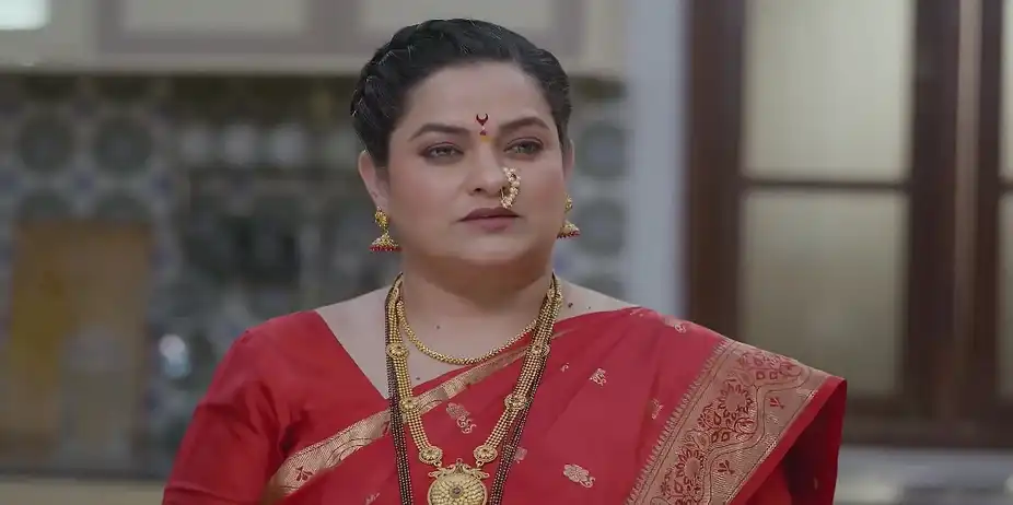 Narmada's Plan To Teach Meera a Lesson - Tula Japnar Aahe