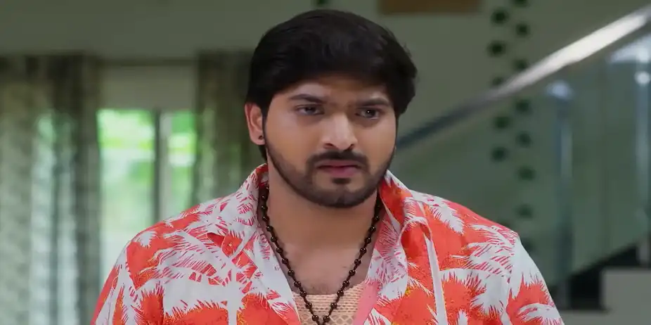 Asmita Raises a Ruckus at Home - Sandhyaraaga