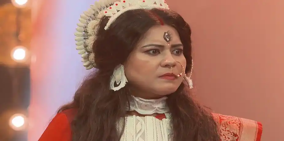 Parul's Praise Irritates Mousumi - Parineeta