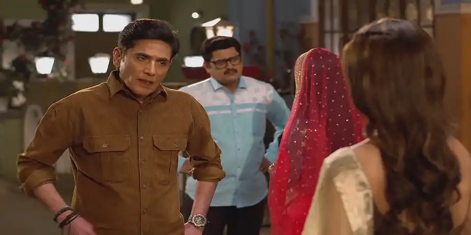Tiwari and Vibhuti Question Their Wives - Bhabi Ji Ghar Par Hai