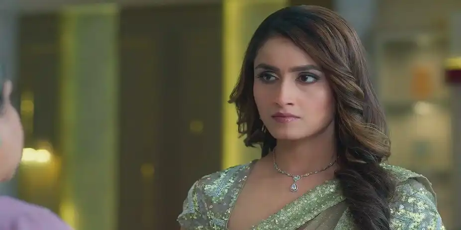 Mansi Argues with Mrs Vardhan - Tumm Se Tumm Tak