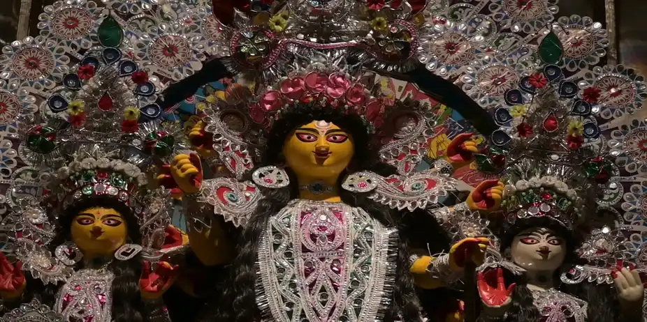 Pujo Parikrama - Santoshpur Lake Polly