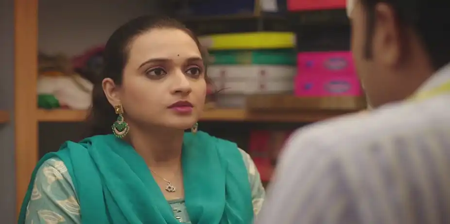 Madhuri Asks Gopal for a Written Promise - Devmanus Madhla Adhyay
