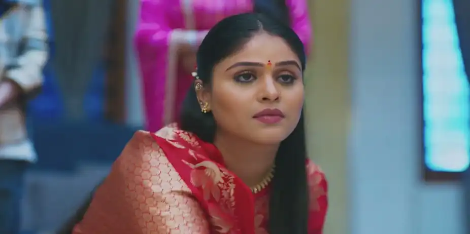 Bhavna Prays to the Goddess for Poor Families - Lakshmi Niwas