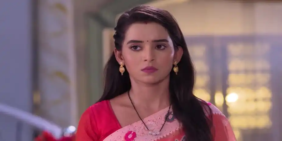 Disha Tries to Escape - Tu Khara Mun Chaai