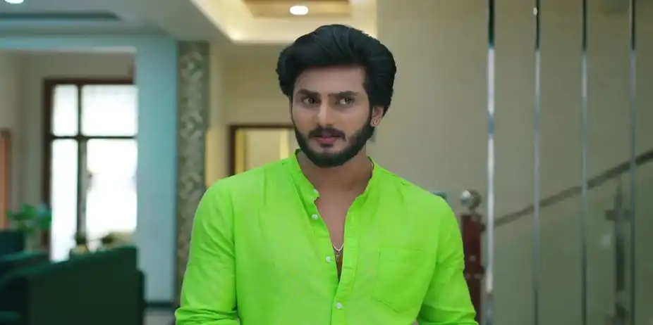 Gowri's Opinion about Love Surprises Preetham - Gowri