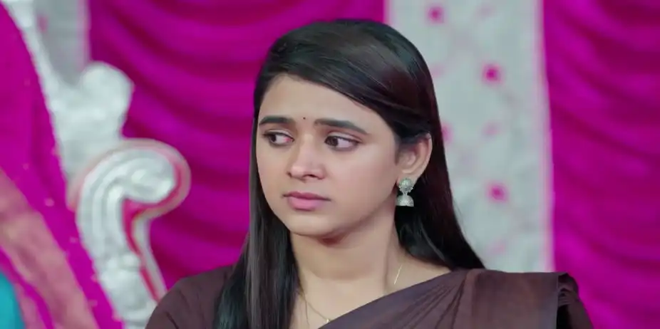 Bhuvaneshwari's Plan to Mock Akshara - Jodi Hakki