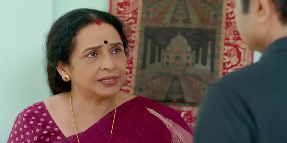 Chandrika Gives a Piece of Her Mind to Prakash - Manathe Kottaram
