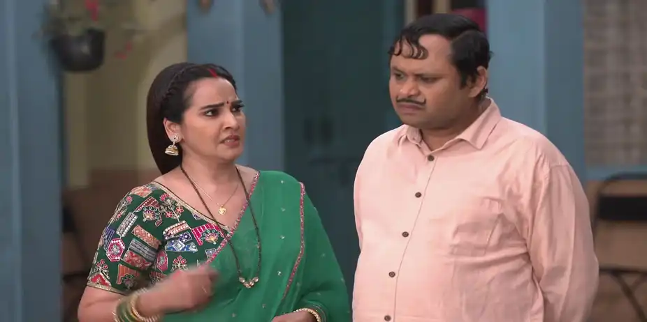 Happu Prepares to Go to Jail - Happu Ki Ultan Paltan