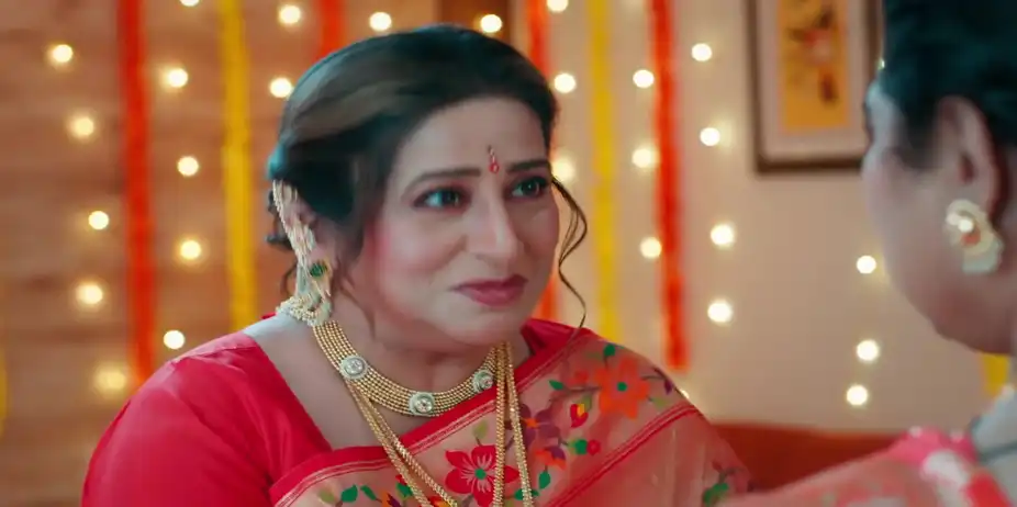 Mallika Scares Pratik’s Mother - Veen Doghatli Hi Tutena