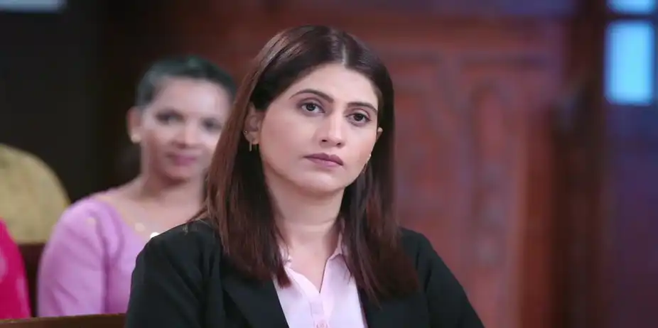 Deva Reassures a Worried Aditya - Paaru