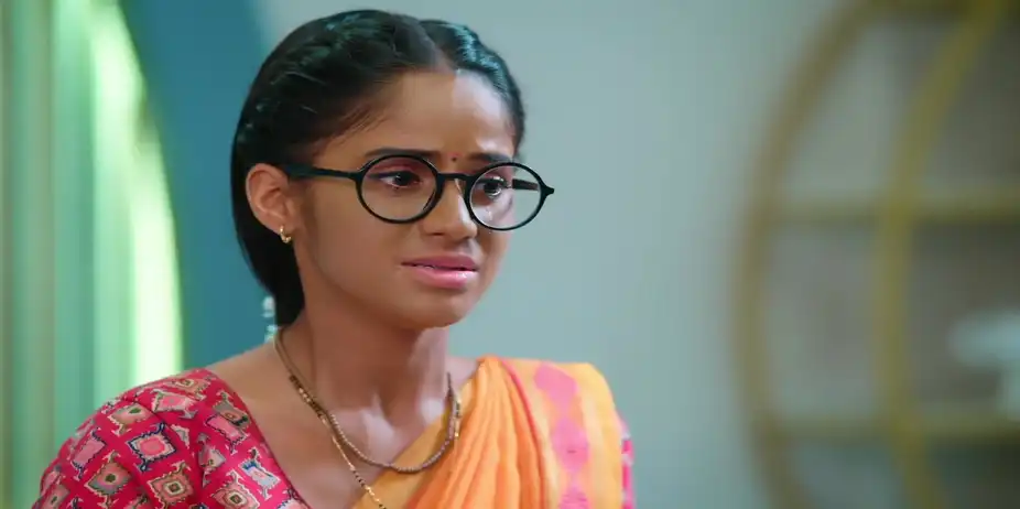 Chandrakant Reassures Savali - Savalyachi Janu Savali