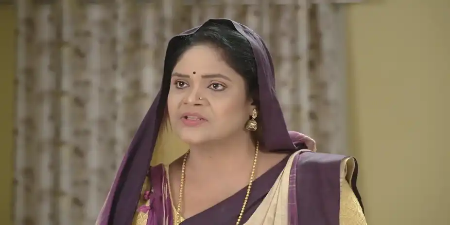 Sambhav's Family Discusses Priya - Suna Jhia