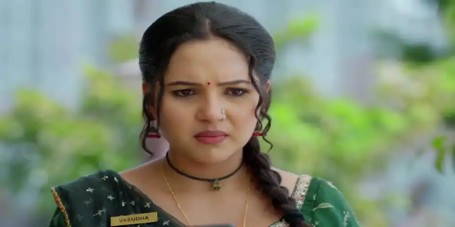 Devansh's Life Is Narrowly Saved - Vasudha