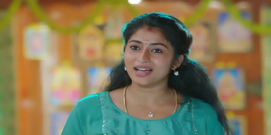 Valli Becomes Upset - Veera