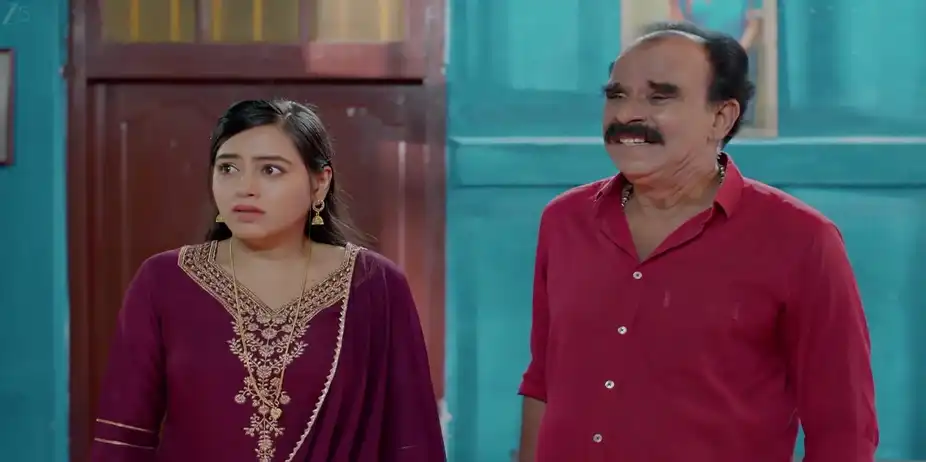 Venu Breaks Down on Harish's Act - Akale