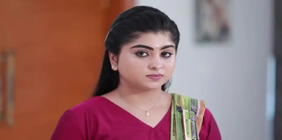 Meena Lashes out Samyuktha - Varisu