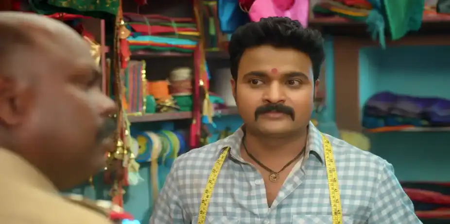 Jamkar Interrogates Gopal in the Shop - Devmanus Madhla Adhyay