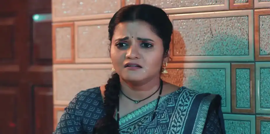 Venky’s Arrest Worries Aarti - Lakshmi Niwas