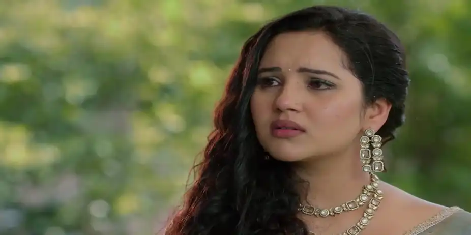 Vasudha Is Disappointed at Being Unable to Impress Chandrika - Vasudha