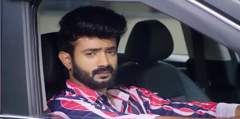 Kabilan Gets Suspicious - Ayali