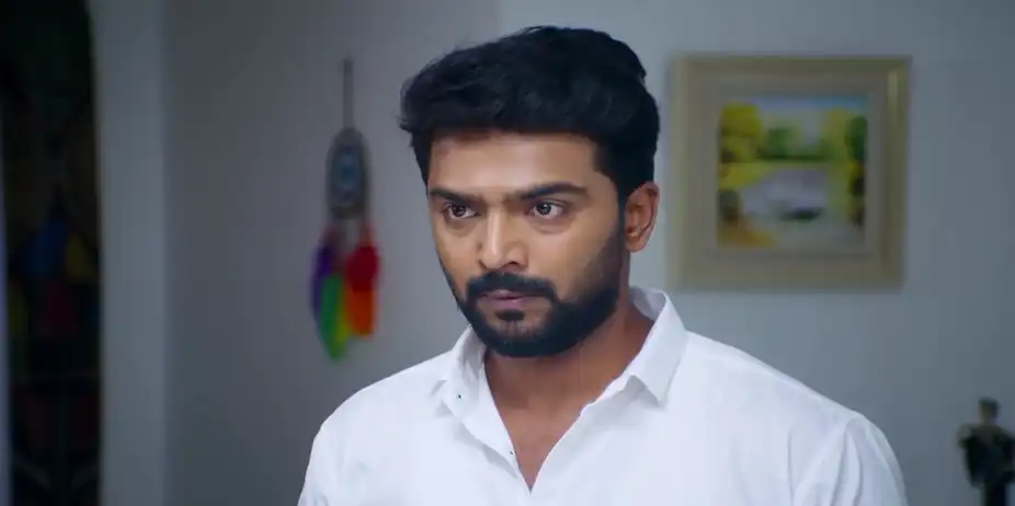 Ayali Learns about Kabilan - Ayali