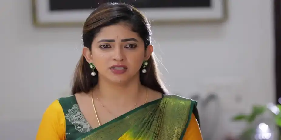 Bharathi Faces a Dilemma - Idhayam