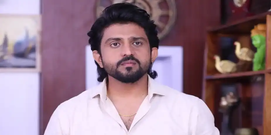Maya Justifies Her Act - Maari