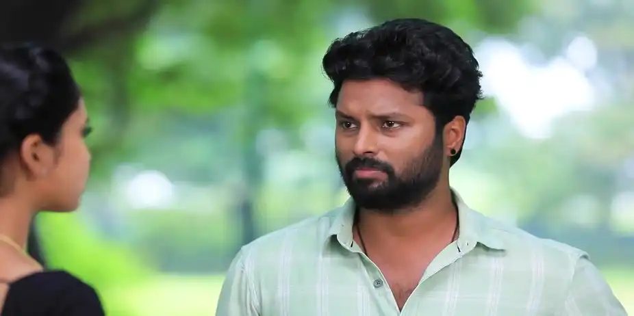 Nandini Reassures Karikalan - Manasellam