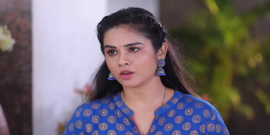 Rasu's Words Irk Padmavathi - Manasellam
