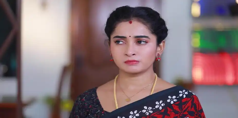 Thulasi's Reply to Meghala - Mounam Pesiyadhe
