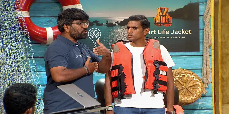 Teja Dadi Presents a Distinctive Life Jacket - Ideabaaz