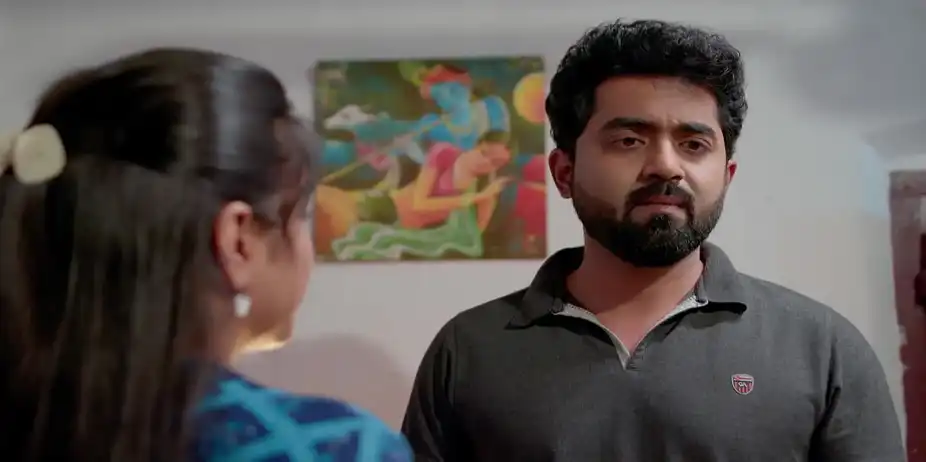 Jayan Shares His Suspicion with Rithika - Akale