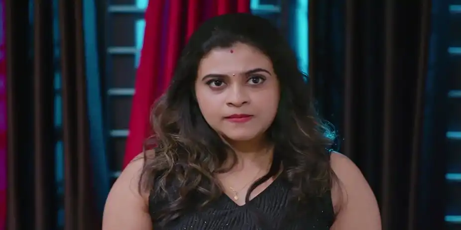 Haritha Insults Chandrika - Manathe Kottaram