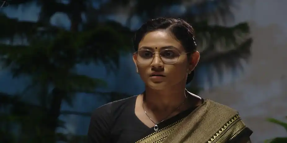 Priya's Actions Irritate Vanshika - Suna Jhia