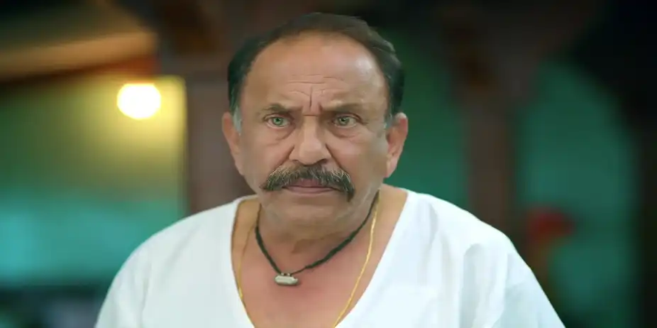 Jamkar Summons Lali to the Police Station - Devmanus Madhla Adhyay