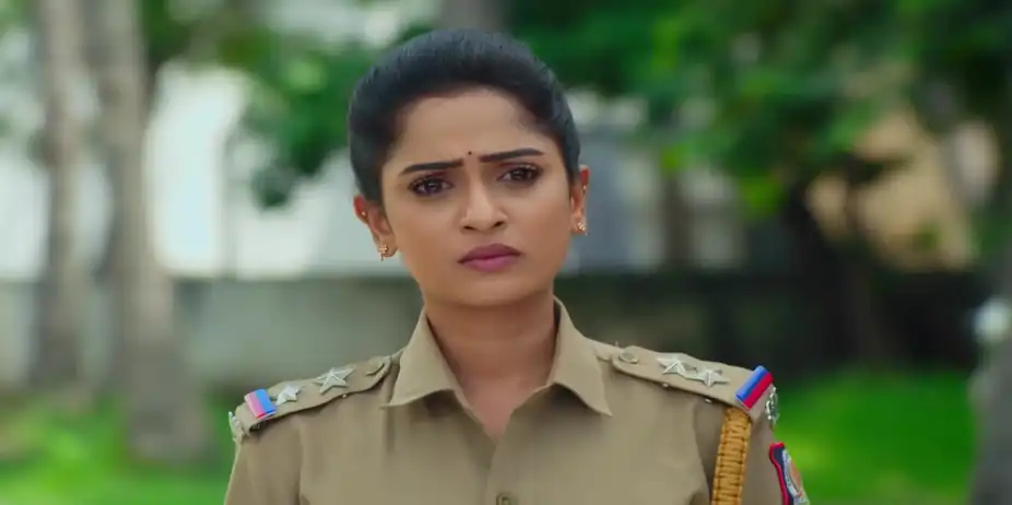 Rathna Shares Her Suspicion with Vetri