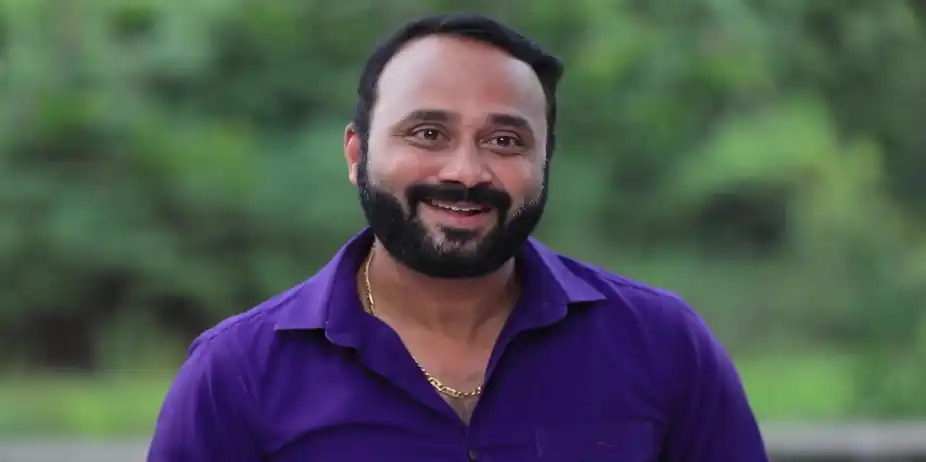 Veeraiyan Believes the Fortune Teller - Manasellam