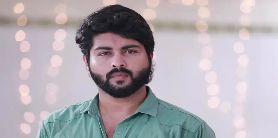 Maaran Reassures Janakambal - Varisu