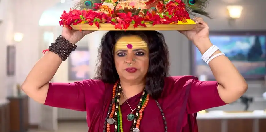 Rajlokshmi Realises that Arya and Apu Will Return - Chirodini Tumi Je Amar
