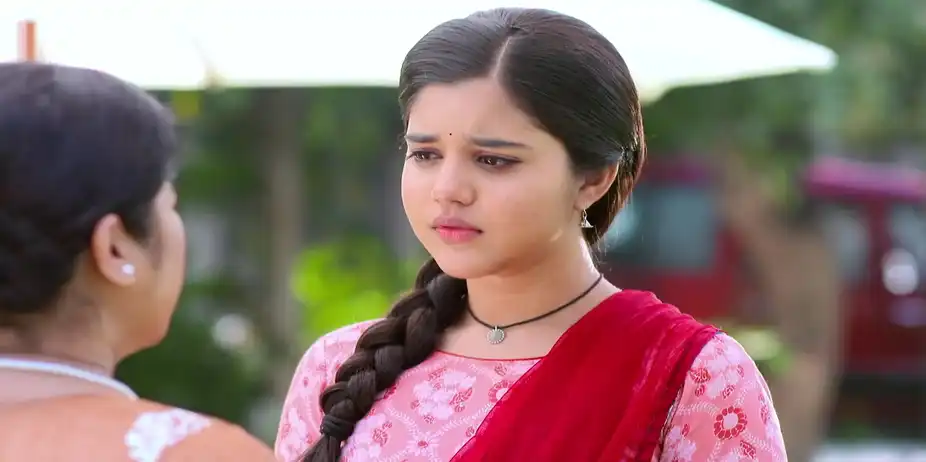 Deepali Shows Mirror to Kusum - Kusum
