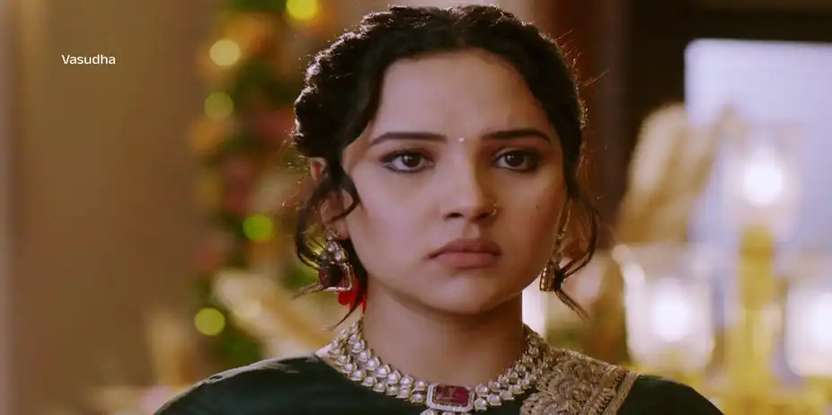 Vasudha Arrives at Devansh and Nandini's Wedding - Vasudha - Promo