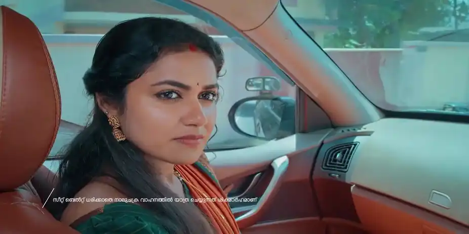 Varun Shares His Doubts with Radhika - Snehapoorvam Shyama