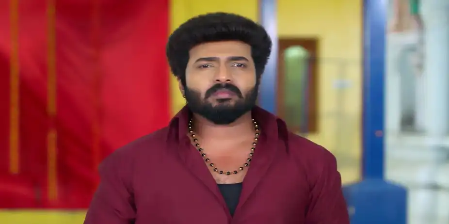 Parmeshwari Lashes out at Muthuvel - Karthigai Deepam
