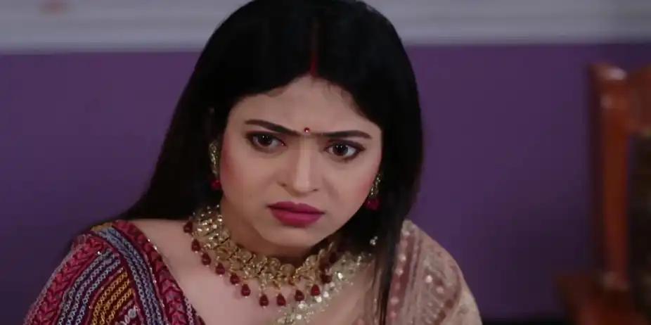 Rosy Complains about Vicky - Sathi Sata Janmara