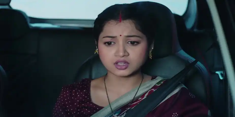 Rishi Helps Archana - Sathi Sata Janmara