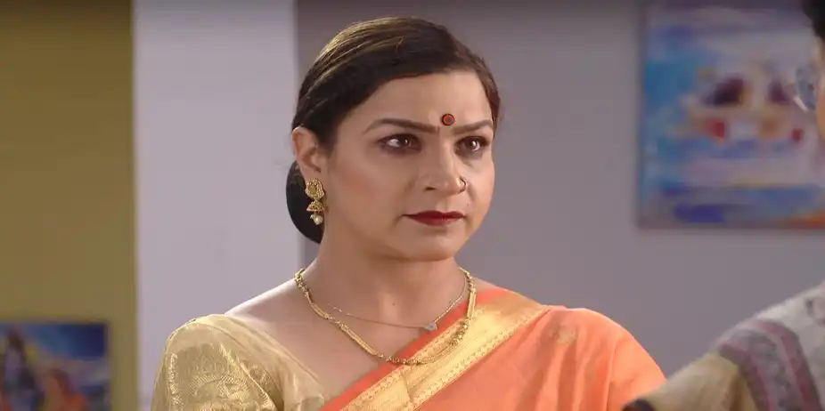 Priya Taunts Bhawani - Suna Jhia