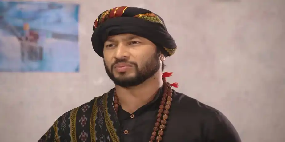 Vanshika Obeys Priya's Orders - Suna Jhia