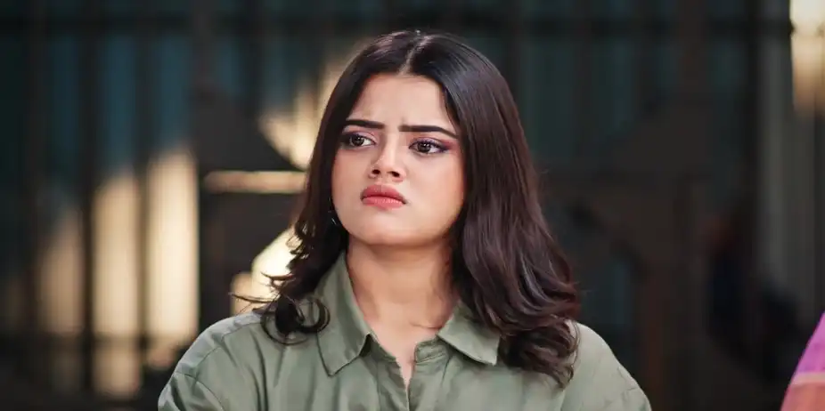 Kaushiki Tells the Police about Anika - Kamali